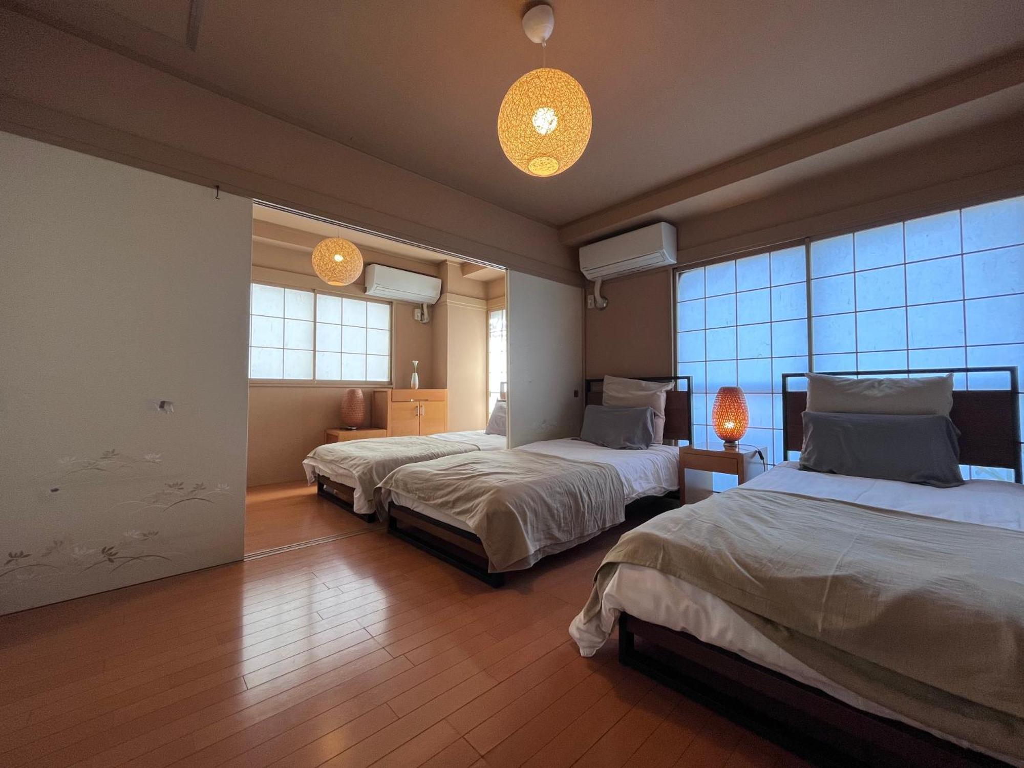Spacious Tokyo Apartment For 6-8 Guests!! 1 Min To Morisita Station , Direct To Shinjuku — Photos 3